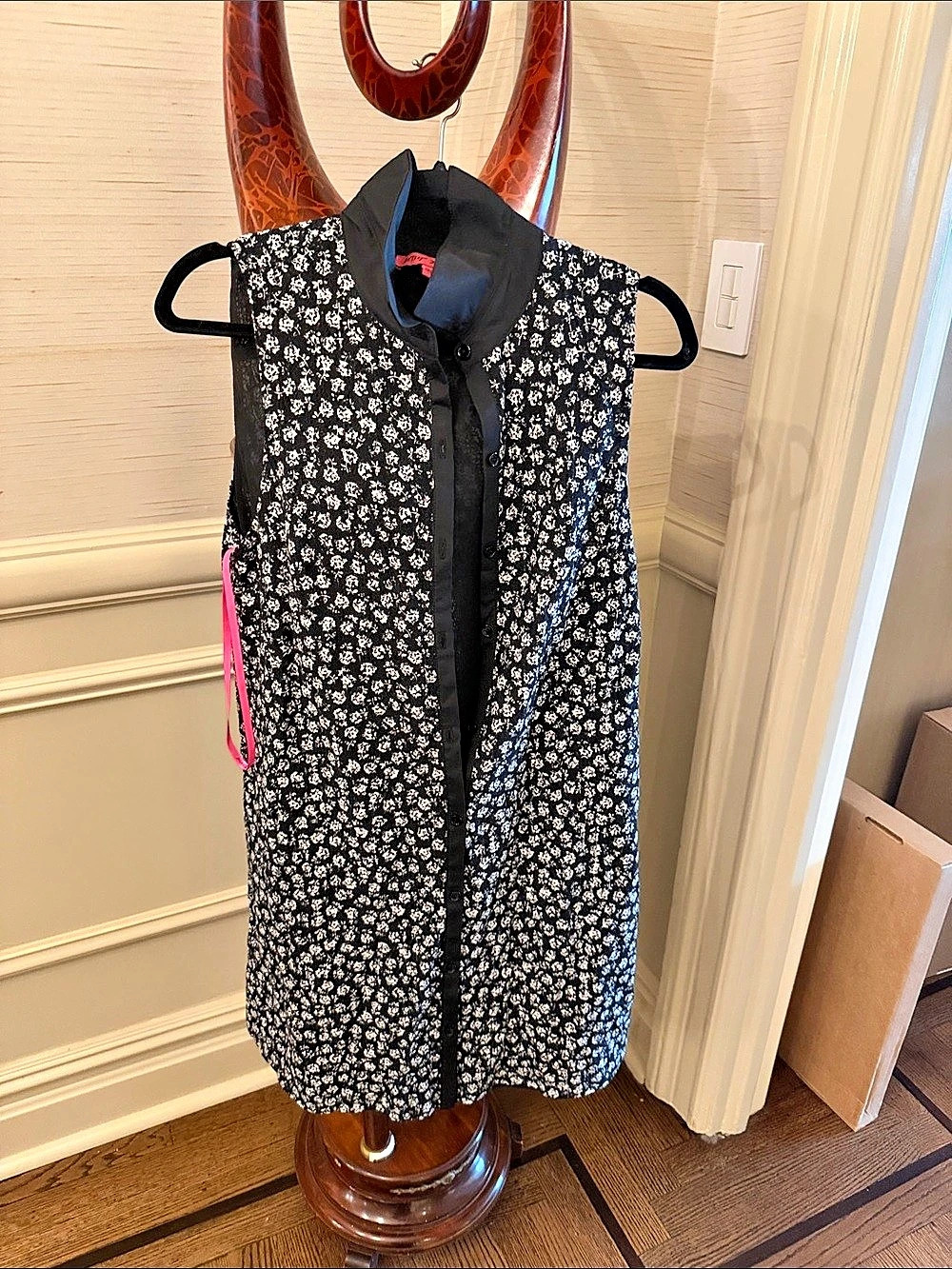 Betsey Johnson Floral Mini Dress in Black & White Size 10 NWT